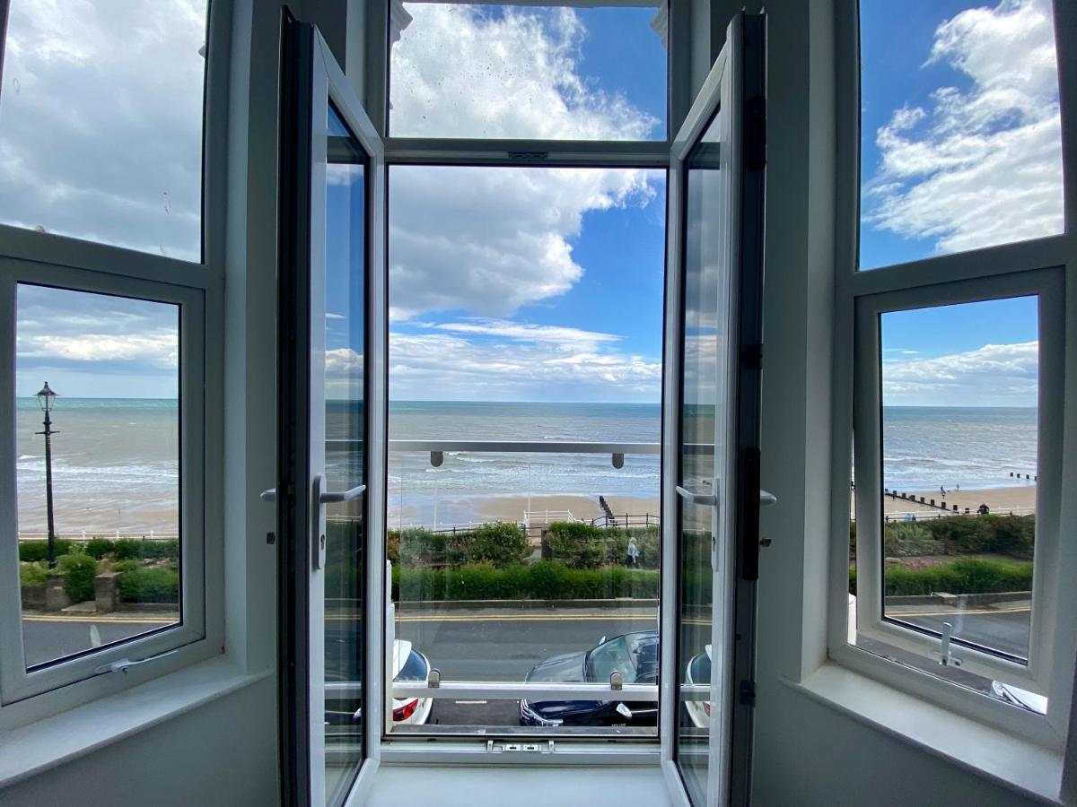 Bridlington Bay Apartments Экстерьер фото